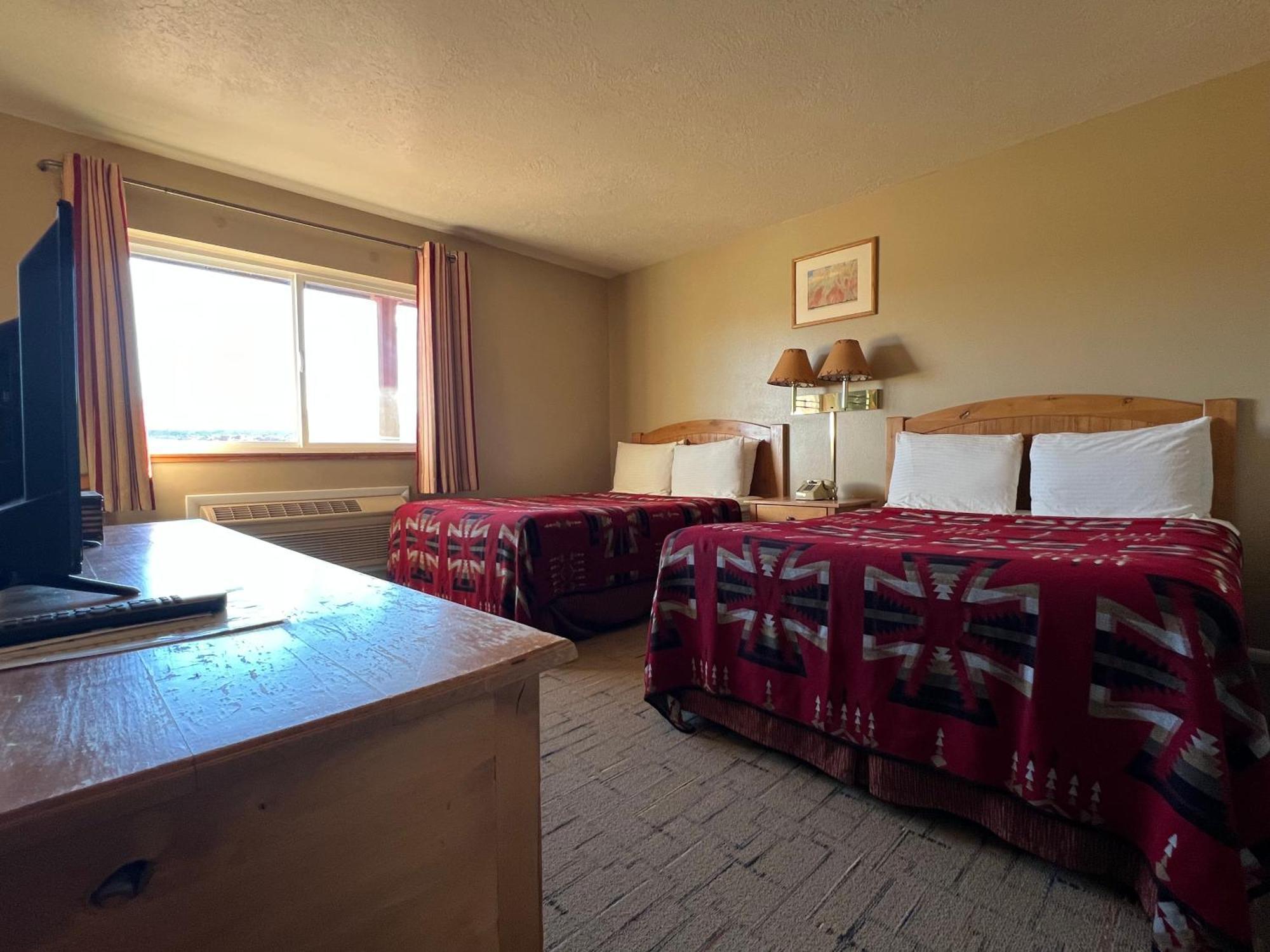 The Rim Rock Inn Тори Екстериор снимка