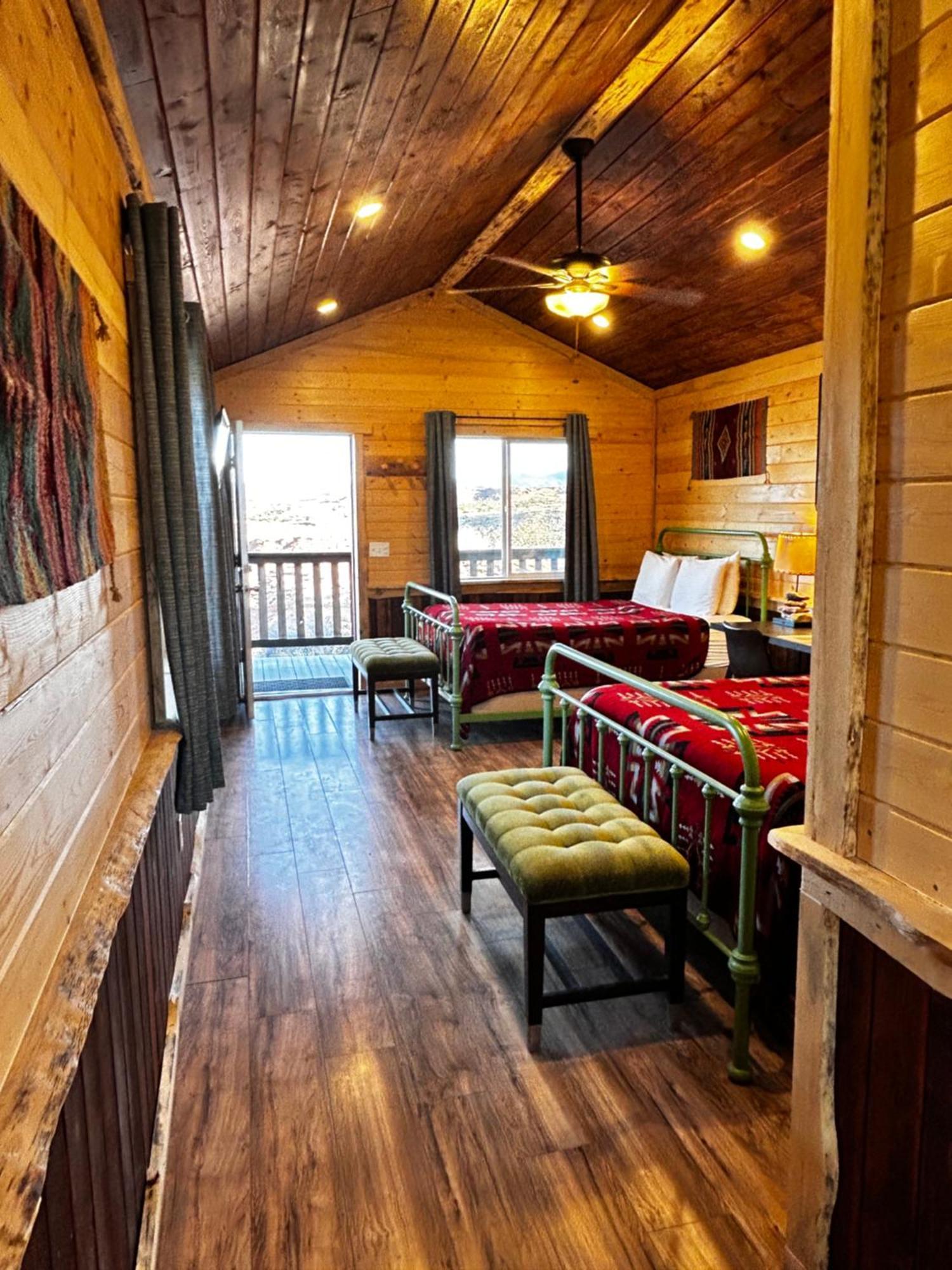The Rim Rock Inn Тори Екстериор снимка