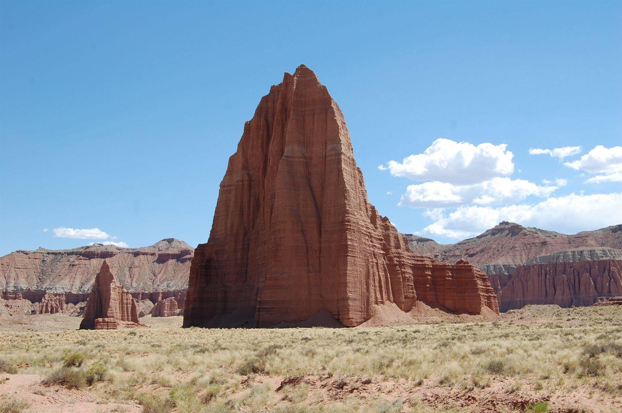 The Rim Rock Inn Тори Екстериор снимка